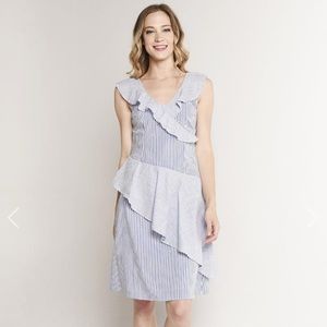 COLLECTIVE CONCEPTS Sleeveless Blue and White Striped Dress with Ruffles